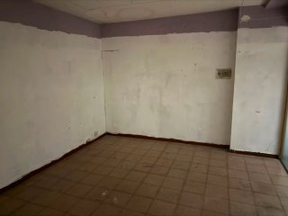 Se alquila local en Mataró