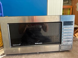 Microondas Samsung casi nuevo