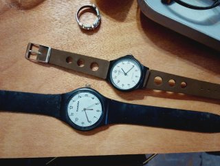 Occhiali Dior marroni + accessorio Ronson e altro