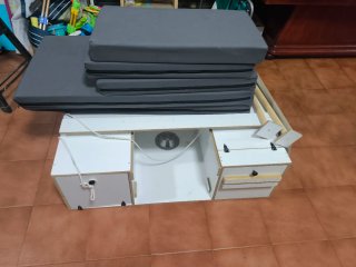 Mueble Camper con Colchón Gris