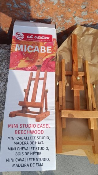 Mini cavalletto in legno per libri