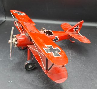 Maqueta del famoso Avión Dragon Rojo