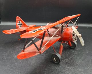 Maqueta del famoso Avión Dragon Rojo