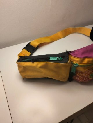 Riñonera Salomon Vintage Morado/Amarillo