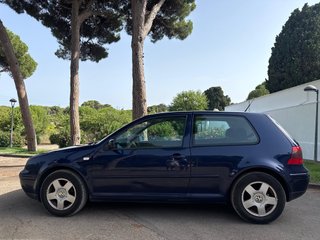 Volkswagen Golf 2000