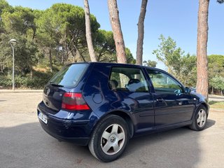 Volkswagen Golf 2000