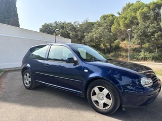 Volkswagen Golf 2000