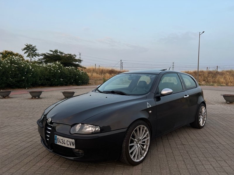 Alfa Romeo 147 TI - foto 1