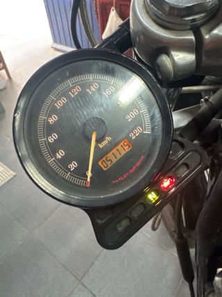 Harley Davidson Sportster XLH 883