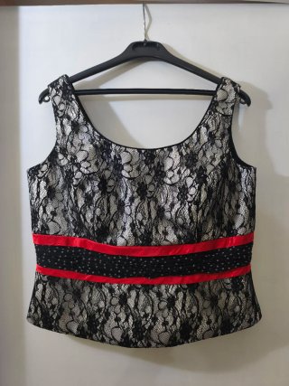 Traje Sonia Peña Talla 46 Negro/Rojo a estrenar