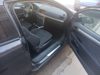 Opel Astra 2007