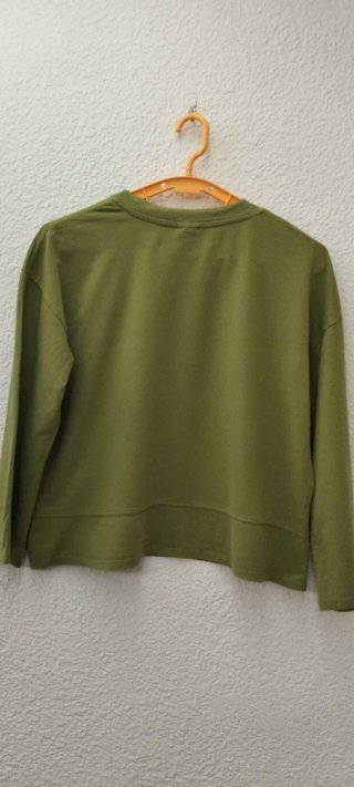 Camiseta Zara Verde Pistacho Talla Mancha y corta