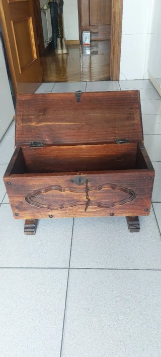 Arca baúl madera rústico pequeño