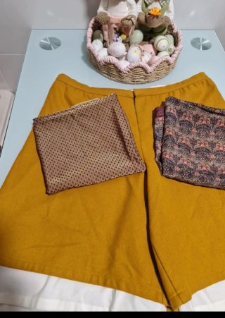 Pantalón fallero blanco y amarillo