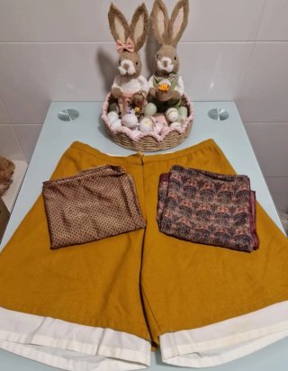 Pantalón fallero blanco y amarillo