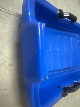 Trineo azul para niños
