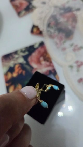 Pendientes oro niña flor turquesa