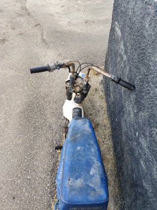 Honda Mecatecno Blanca y Azul