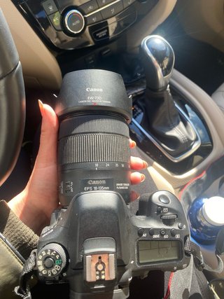 Canon EOS 80D + Objetivo EF-S 18-135mm