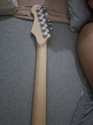 Guitarra Eléctrica Sunburst