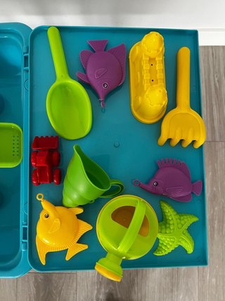 Juego de mesa agua y arena para niños