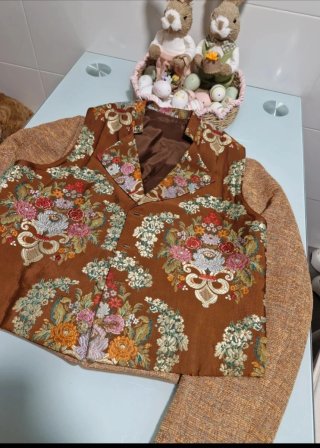 Traje de Fallero Marrón y Dorado
