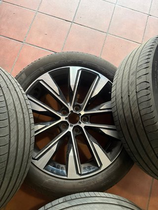 Llantas Rin 19 Renault Austral