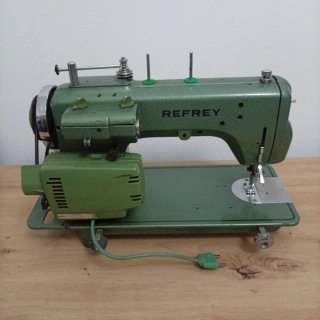 Máquina coser Refrey 427 VZ