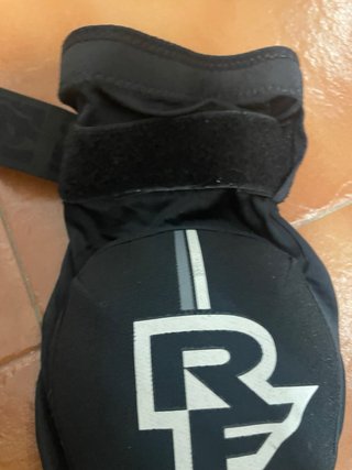 Rodilleras Race Face Indy MTB