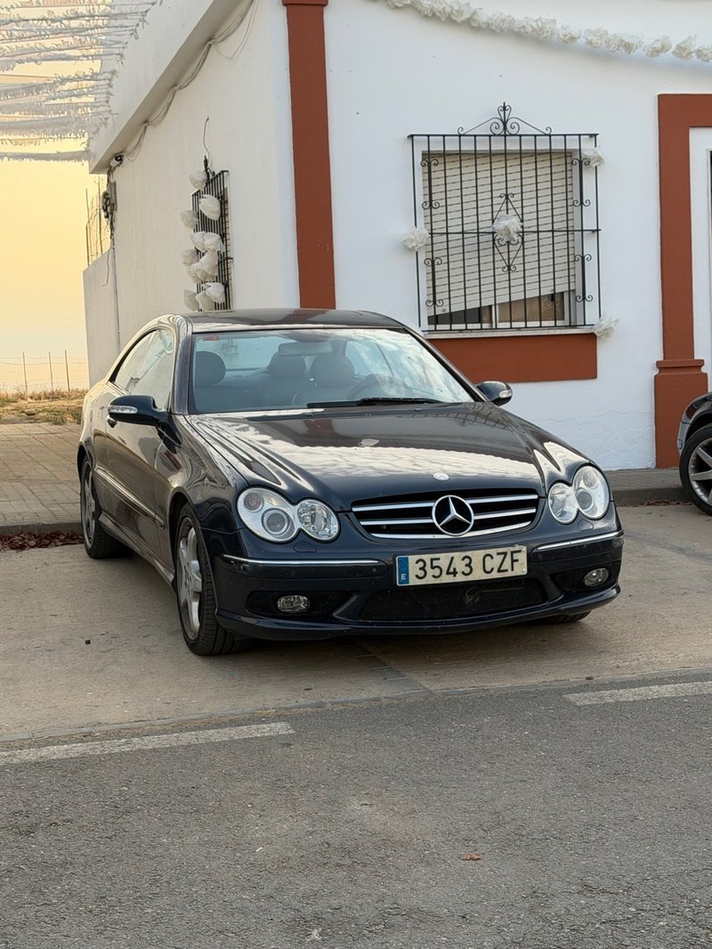 Mercedes-Benz  CLK 2003 - foto 1