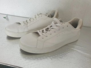 Calzado 5 € par