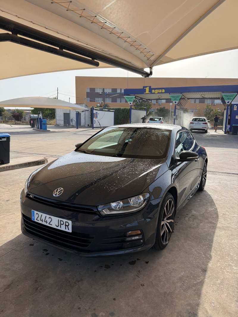 Volkswagen Scirocco 2017 - foto 1