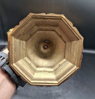 Menorá judaica de 7 brazos en bronce