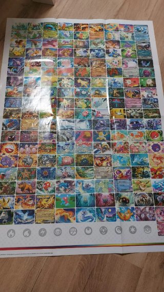 Pack Pokémon: Enciclopedia y Pins