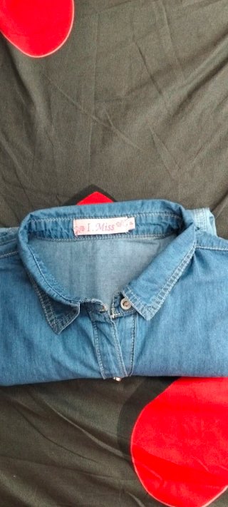 Camisa vaquera fina Miss manga abotonada