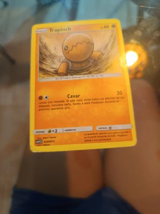 Carta Pokémon Zamazenta V 196/202