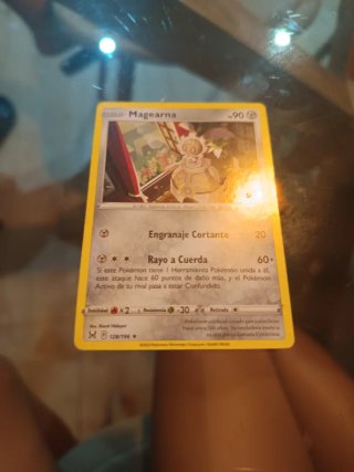 Carta Pokémon Zamazenta V 196/202