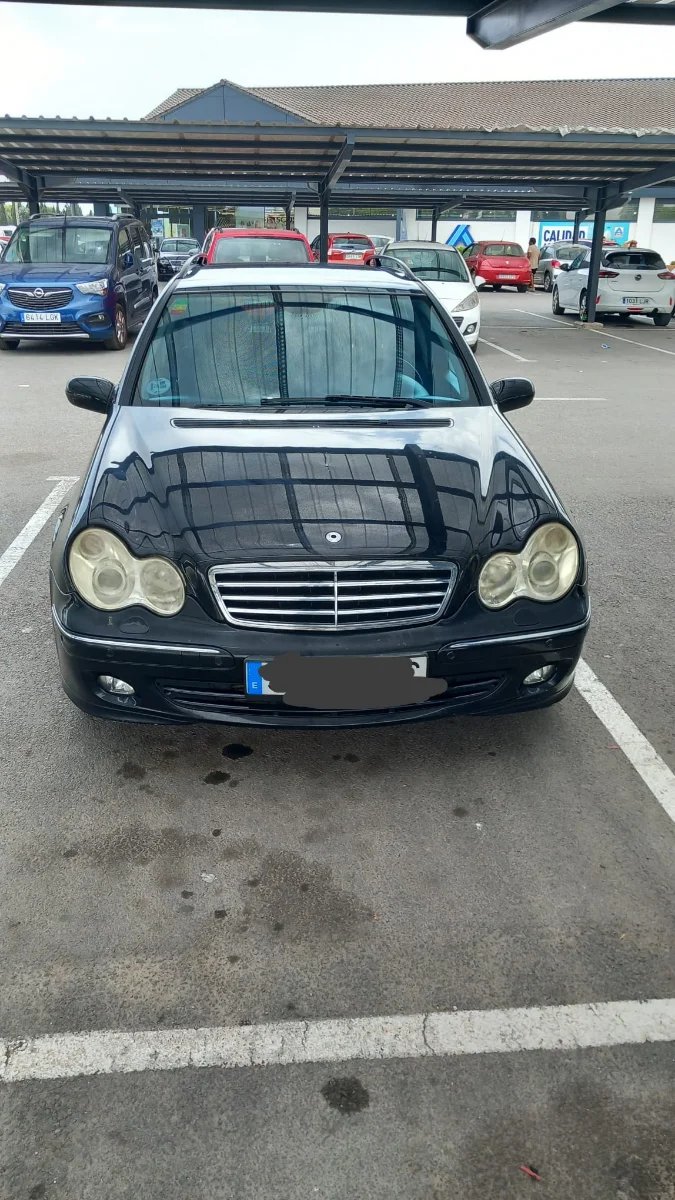 Mercedes-Benz Clase C 2006 - foto 1