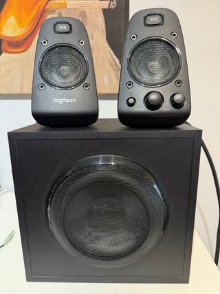 Altavoces Logitech Z623 Negro