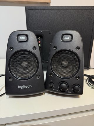 Altavoces Logitech Z623 Negro
