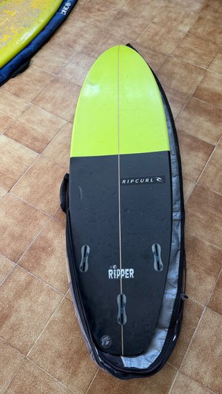 Tabla de surf Rip Curl, 5.8, modelo Ripper.