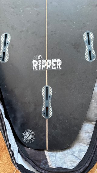 Tabla de surf Rip Curl, 5.8, modelo Ripper.