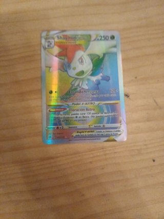 Carta Pokémon Shaymin VSTAR 250 HP