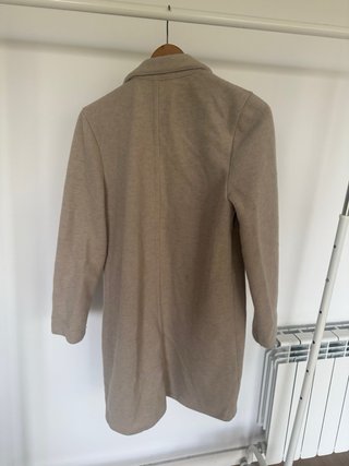 Abrigo Stradivarius Beige Talla S