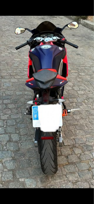 Aprilia RS 125 Deportiva Azul/Roja