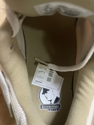 Nike Vomero 5 Talla 38.5 Beige/Blanco