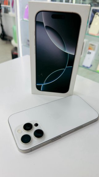 iPhone 16 Pro 256GB Argento