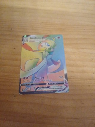 Carta Pokémon Gardevoir VMAX 076/073