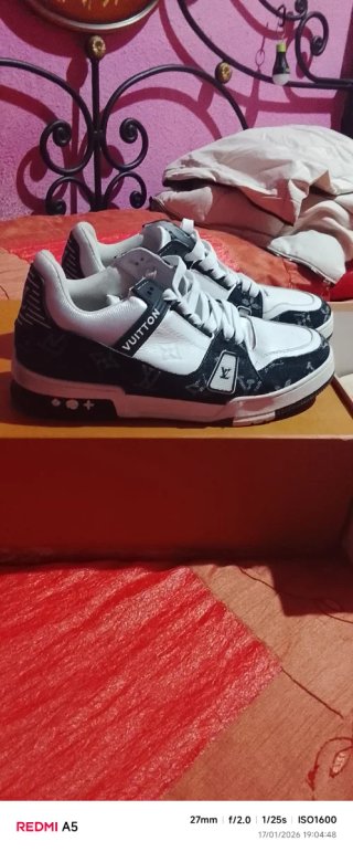 Zapatillas Marrones y Multicolor