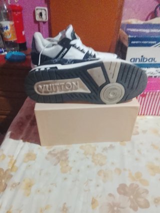 Zapatillas Marrones y Multicolor